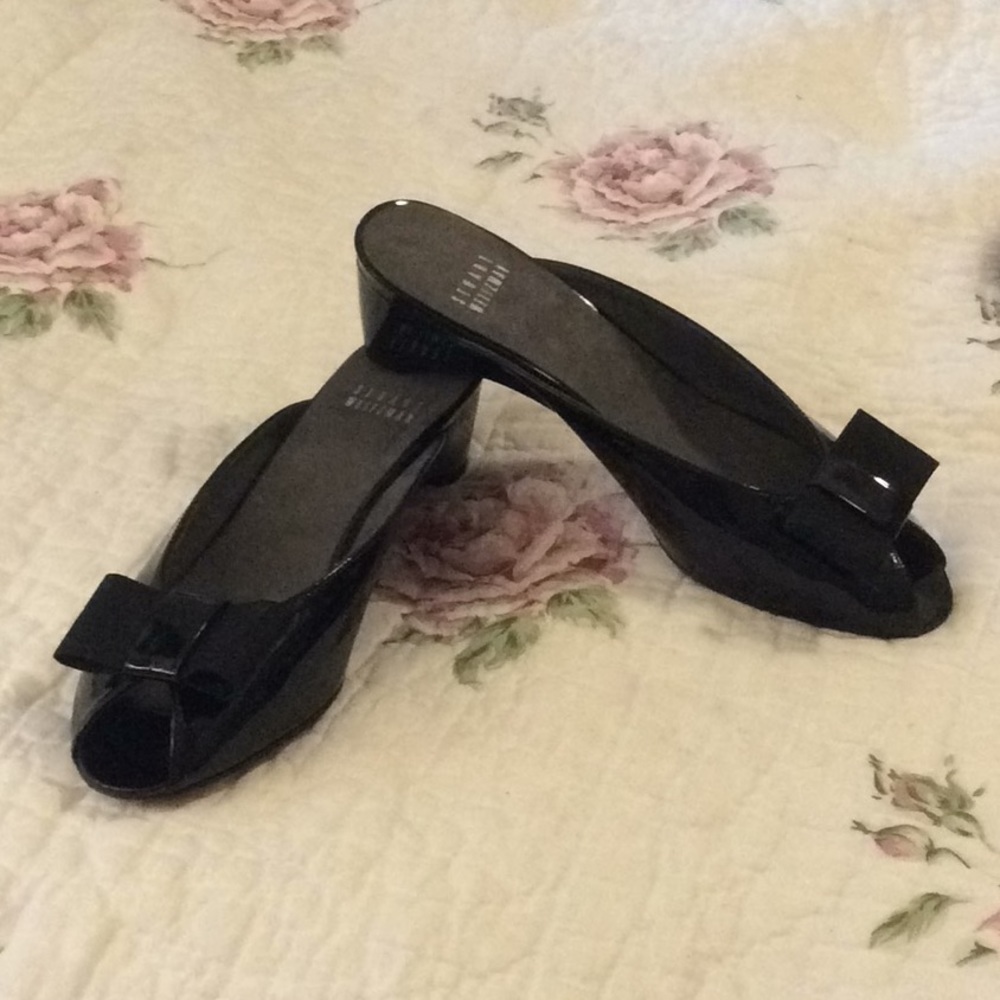 STUART WEITZMAN Black patent leather ribbon toe 7
